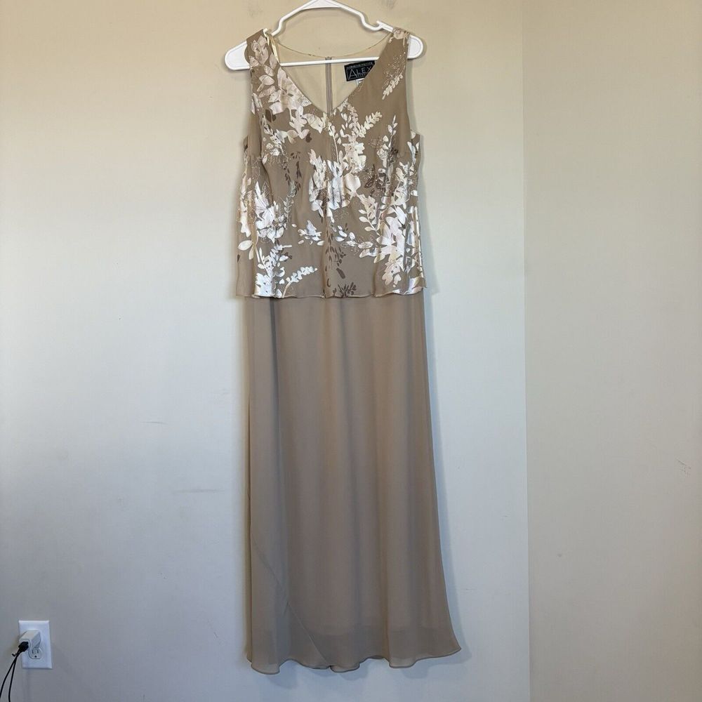 Alex Evenings Women's Gold 2-Piece Dress & Jacket Formal Wear‎ | Size 14WP